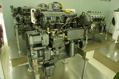 大柴BF4M2012-14 140马力 4L 国三 柴油发动机