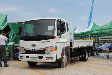 开瑞 绿卡S 129马力 3360轴距 4.215米单排厢式轻卡(SQR5041XXYH02D)