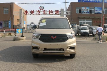 五菱 宏光V 2021款 劲享版 76马力 汽油 1.2L面包车(国六)