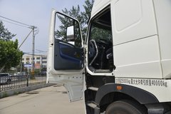 中国重汽 HOWO T7H重卡 440马力 6X4 LNG牵引车(12T后桥)(国六)(ZZ4257V384HF1LB)