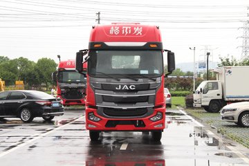 江淮 格尔发A5XⅢ中卡 245马力 4X2 6.8米厢式载货车(HFC5181XXYP2K3A50KS)