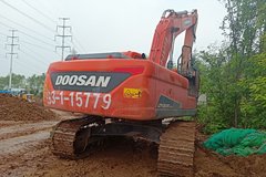 斗山 DX220LC-9C履带式挖掘机