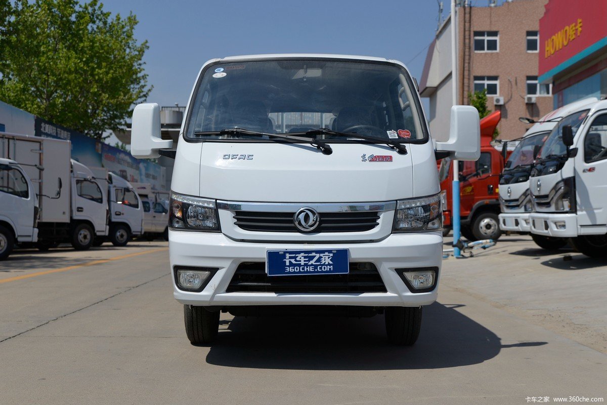 东风途逸 T5 113马力 4X2 多功能抑尘车(国六)(中洁牌)