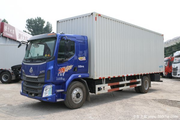 东风柳汽 新乘龙M3 240马力 4X2 8.3米厢式载货车(LZ5180XXYM3AC1)