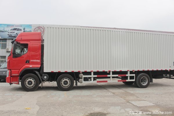 东风柳汽 乘龙H5中卡 230马力 6X2 7.8米厢式载货车(国六)(LZ5252XXYH5CC1)