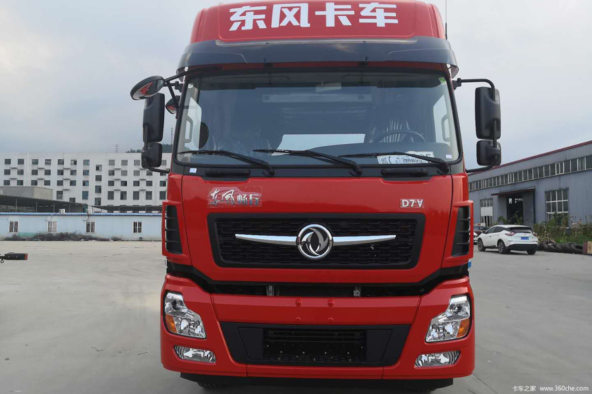 东风新疆 畅行D7 340马力 8X4 9.6米翼开启厢式载货车(高顶)(国六)