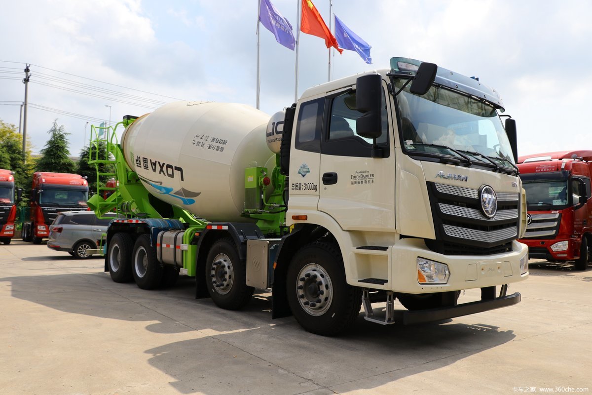 搅拌车(雷萨牌)(bj5313gjb-lm)>外观> > 雷萨重机 > 福田欧曼底盘 >