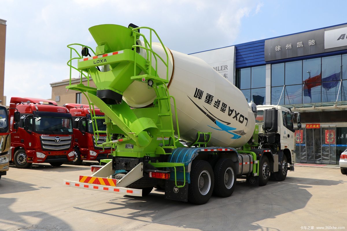 搅拌车(雷萨牌)(bj5313gjb-lm)>外观> > 雷萨重机 > 福田欧曼底盘 >