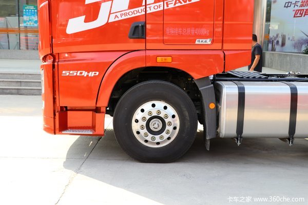 解放JH6牵引车安阳市火热促销中 让利高达0.5万