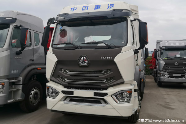 中国重汽 豪瀚N7G重卡 480马力 6X4牵引车(653前桥)(ZZ4255V3446E1)