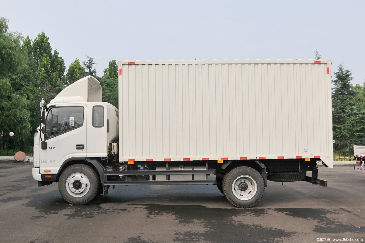 2米排半厢式轻卡(hfc5120xxyp91k1d1v)_实拍图片_1034130_卡车之家