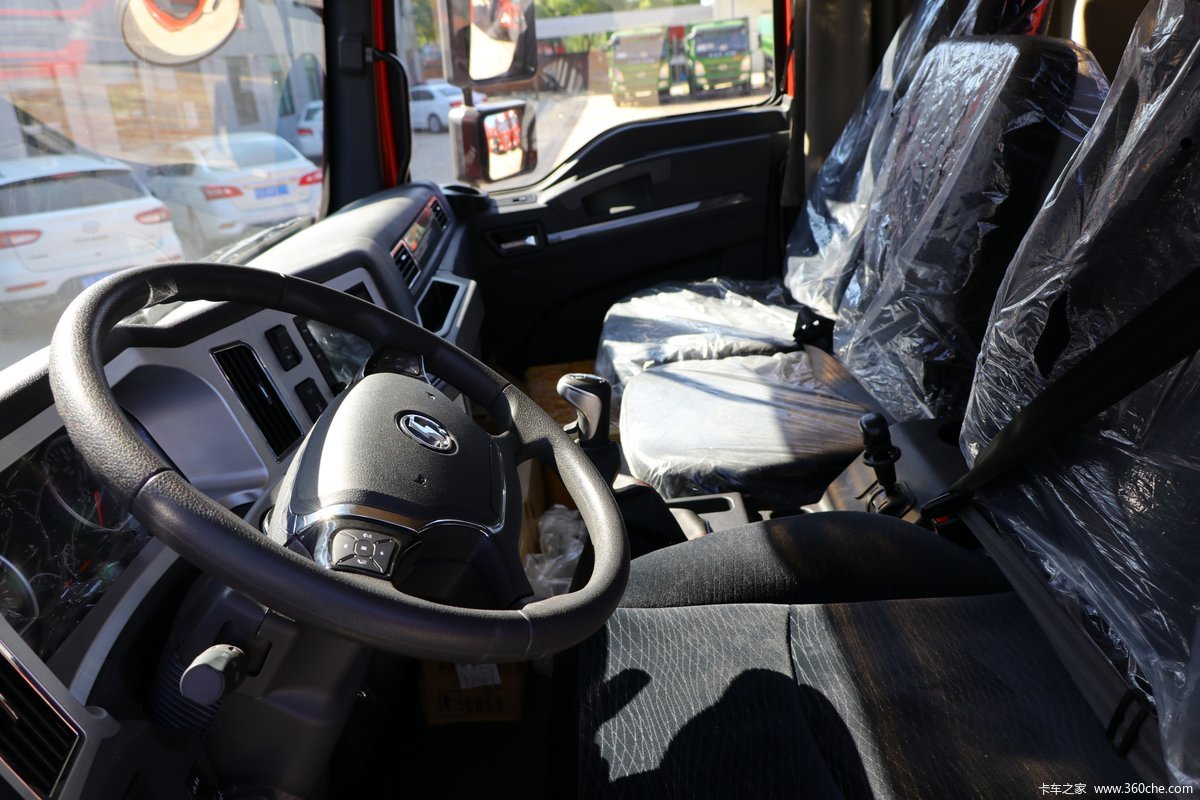 【图】陕汽重卡 德龙l3000 旗舰版 220马力 4x2 6.