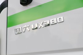 联合UX系 自卸车外观                                                图片