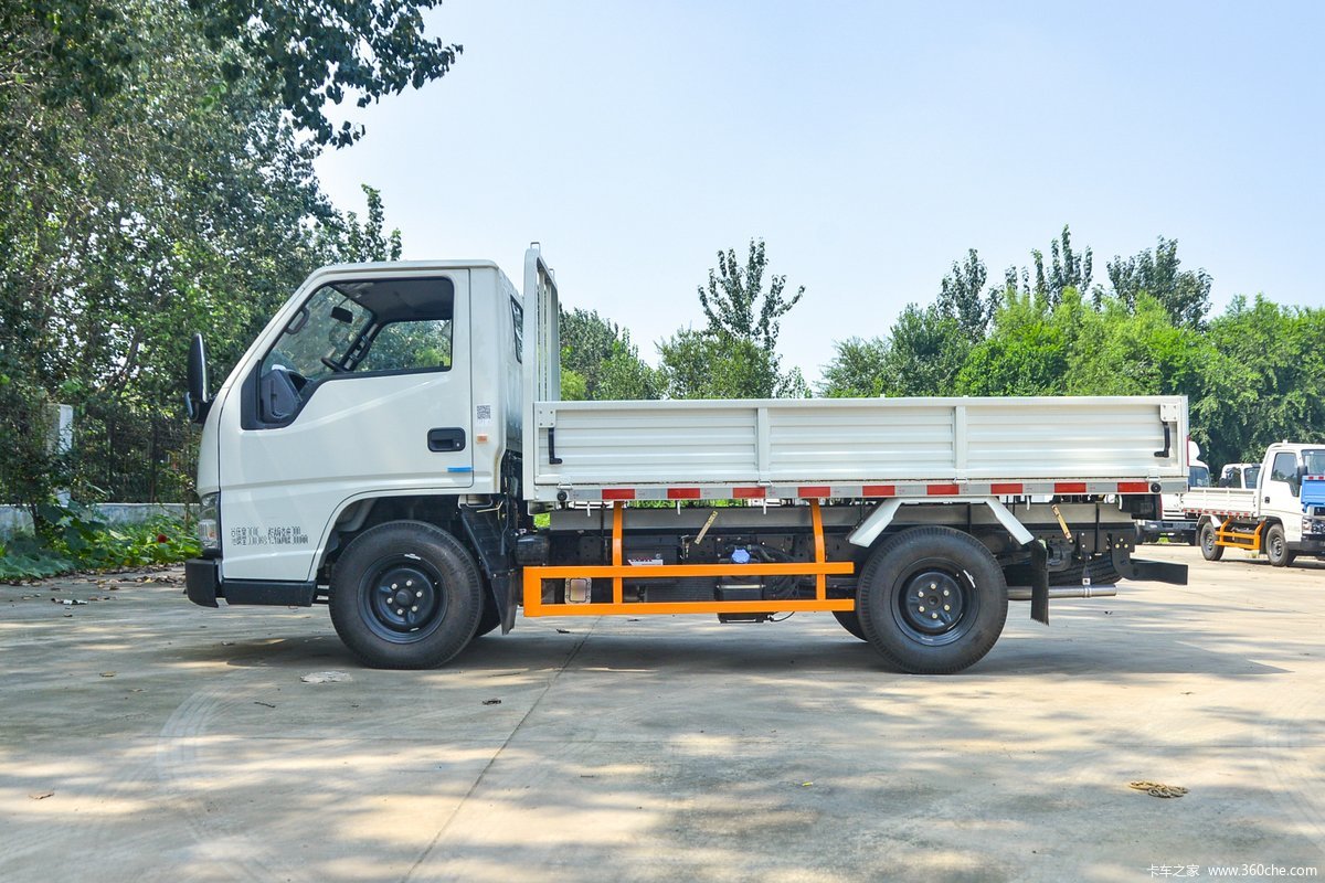 【图】江铃 顺达窄体 116马力 3.