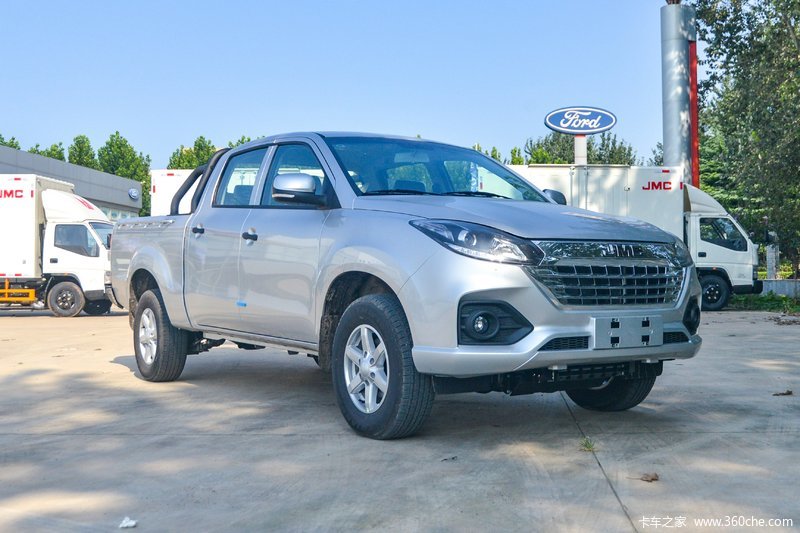 5t柴油140马力两驱长轴距双排皮卡(国六)>外观> > 江铃汽车 > 宝典 >