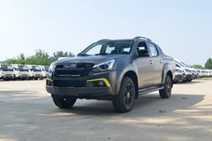 D-MAX 颜值担当 以型格魅力引领风潮