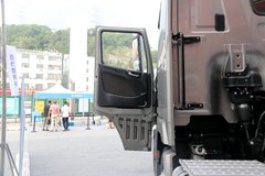 现代商用车 创虎XCIENT重卡 520马力 6X4自动挡牵引车(ZF AMT手自一体)(CHM4251KPQ49V)