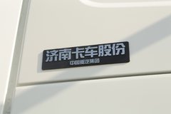 中国重汽 HOWO T7H重卡 440马力 6X4危险品牵引车(ZZ4257V324HE1W)