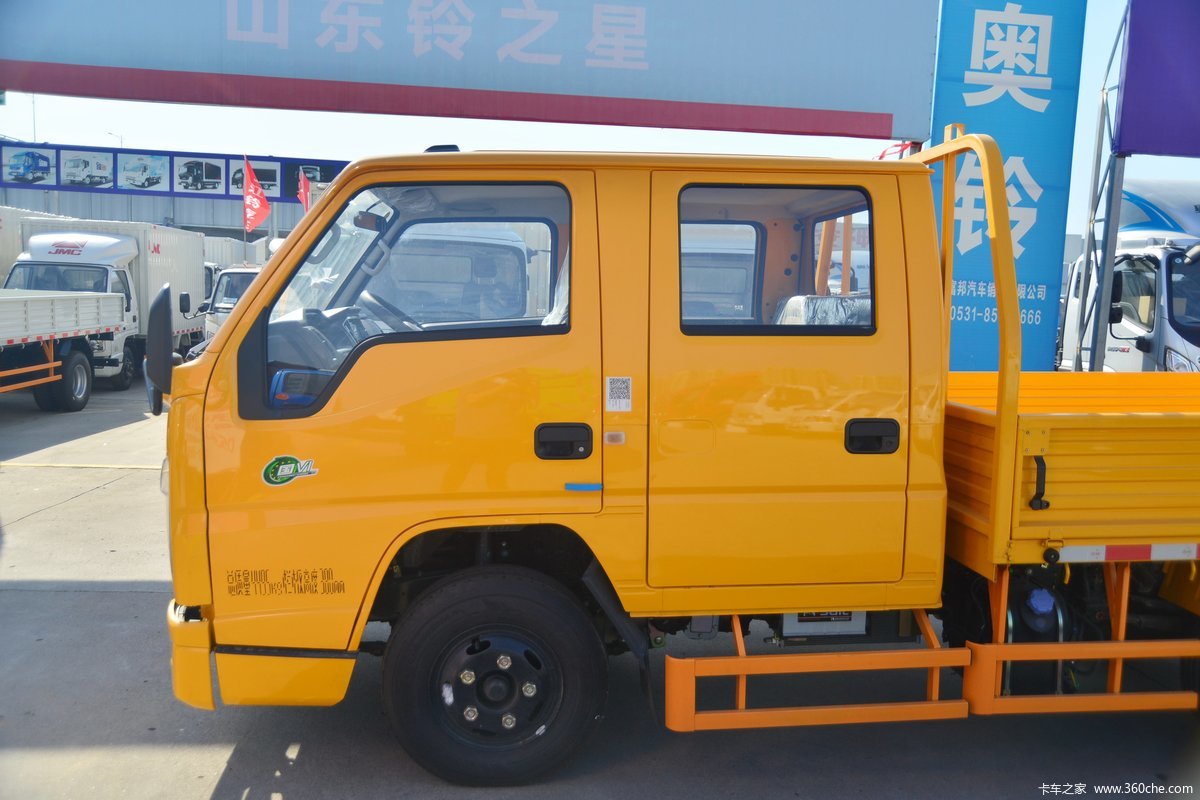 755双排栏板轻卡(国六)(jx1041tscb26)_实拍图片_1053761_卡车之家