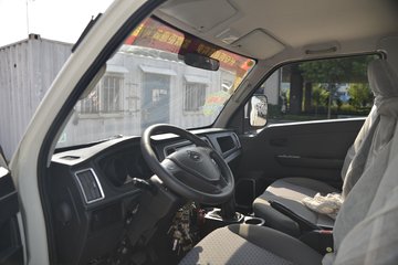 长安跨越者d5标准版18l125马力305米排半栏板小卡国六sc1031udw63