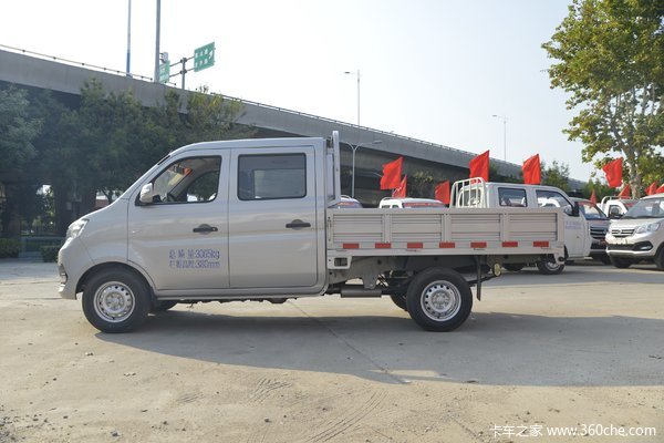 北京降价促销 新豹T3载货车仅售4.53万