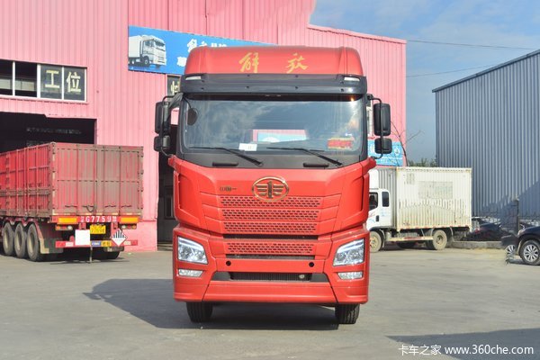 回馈客户漯河解放JH6载货车仅售30.70万
