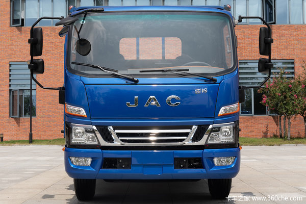 重庆鹏派 优惠1.1万 国六骏铃A8促销中