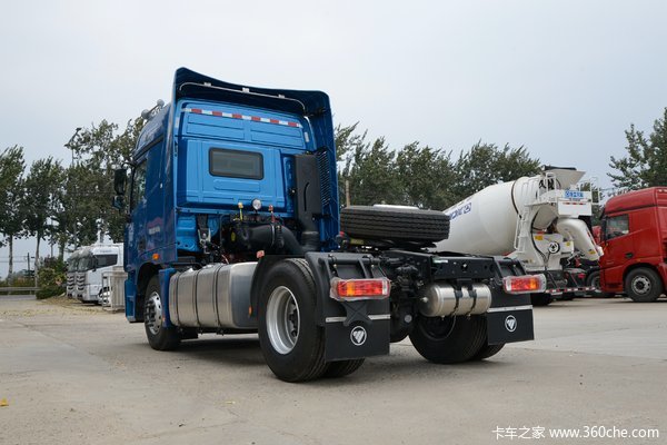 优惠 0.5万 枣庄市欧曼GTL牵引车促销中