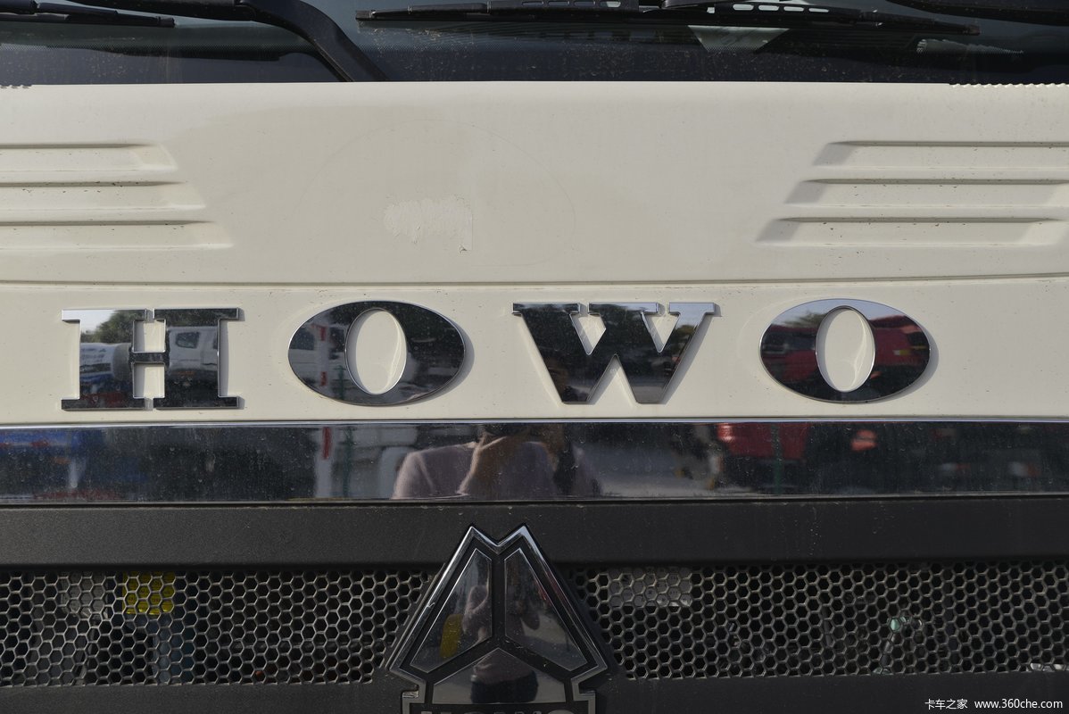 й HOWO TX7 310 8X4 ˮ(Ҷ)(JYJ5317GSSF)                                                