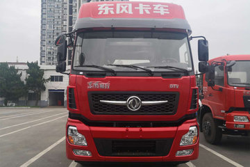 东风新疆 畅行D3V 320马力 6X2 8.6米厢式载货车(国六)(DFV5253XXYGP6D1)