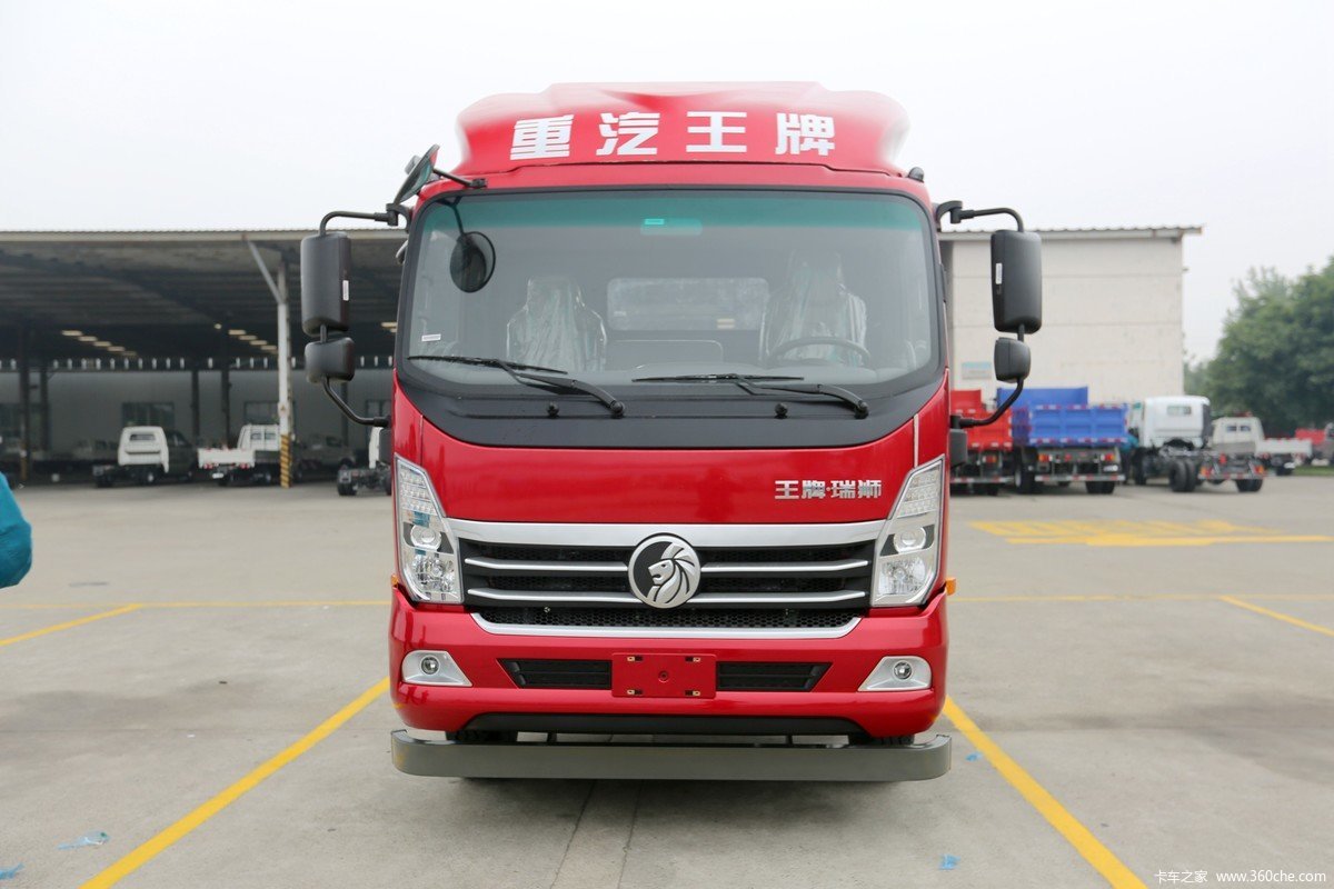 中国重汽成都商用车(原重汽王牌) 瑞狮 156马力 4X2 清障车