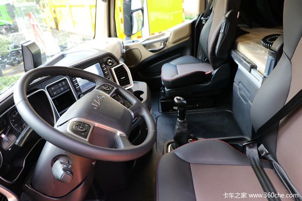 江淮格尔发k7w重卡舒适版540马力6x4牵引车