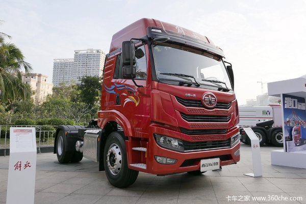 首页 行情导购 降价促销车型名称 青岛解放 悍v重卡 460马力 6x4牵引