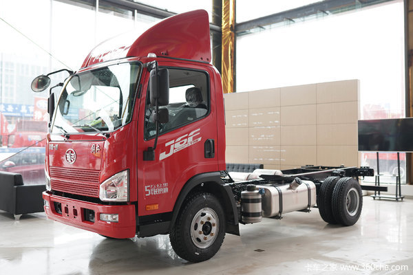 降价促销 一汽解放j6f载货车仅售12.10万