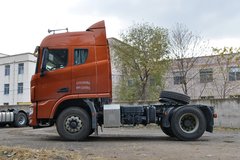 联合卡车 U330重卡 330马力 4X2牵引车(QCC4182D651)