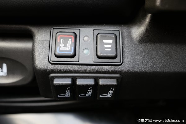 购解放J6P载货车 享高达0.5万优惠