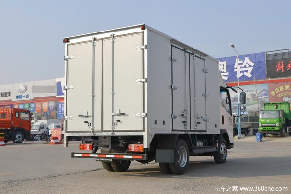 中国重汽HOWO 王系 130马力 4.15米单排厢式轻卡(国六
