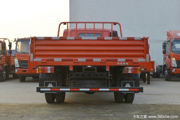 中国重汽HOWO 悍将 160马力 4.15米单排栏板轻卡(ZZ1047G3315F144)