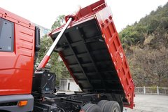 青岛解放 龙V 220马力 6X2 5.2米自卸车(LZT3240P3K2E5T3A90)