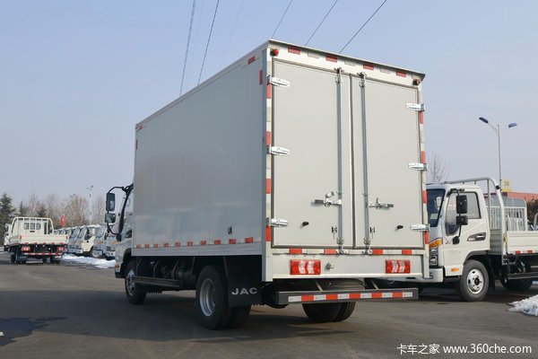 江淮 康铃J5 132马力 4.15米单排厢式轻卡(HFC5041XXYP52K3C2V)