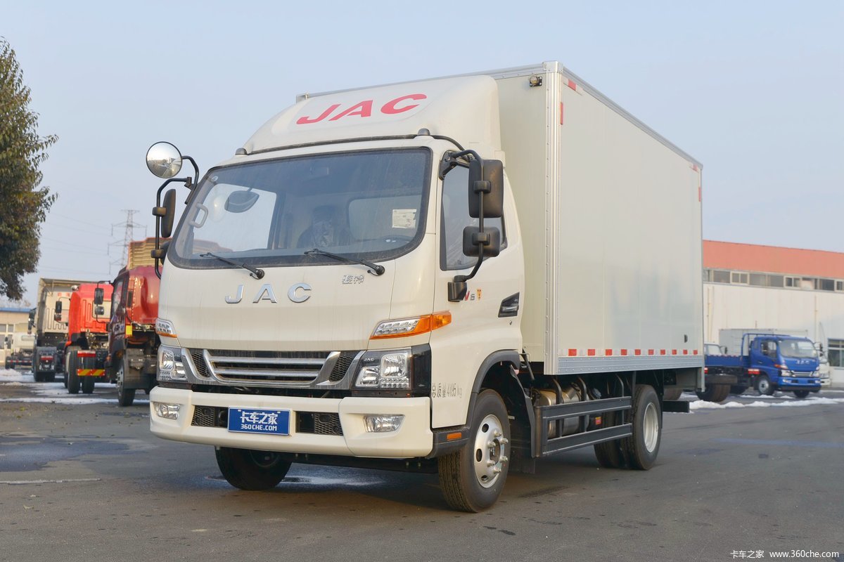 江淮 骏铃V6 131马力 4.15米单排厢式载货车(国六)