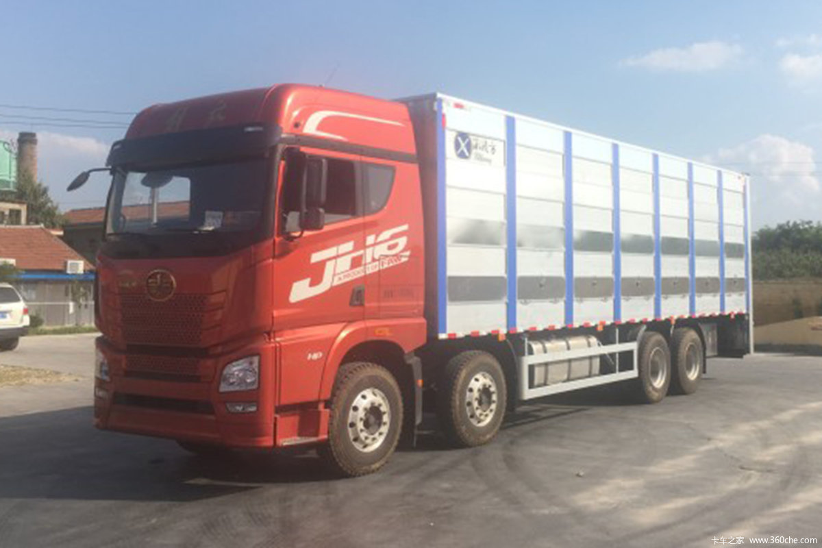 青岛解放 JH6 460马力8X4 9.6米畜禽运输车(猪仔车)