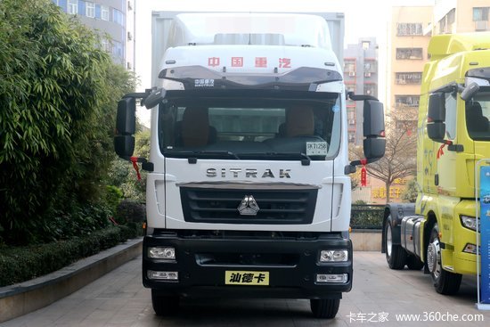 中国重汽 汕德卡SITRAK G5重卡 270马力 4X2 9.52米厢式载货车(ZZ5186XXYN711GF1)