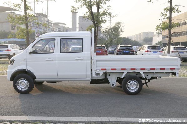 惊喜不断，降0.3万！上海鑫卡S52载货车系列超值回馈，
