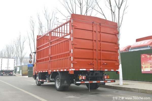 中国重汽HOWO 王系 190马力 5.2米排半仓栅式轻卡(国六