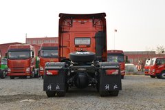 一汽解放 J7重卡 550马力 6X4 AMT自动挡牵引车(红色)(CA4250P77K25T1E5)