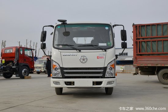 大运新奥普力116马力38米排半栏板轻卡cgc1048hdc33e