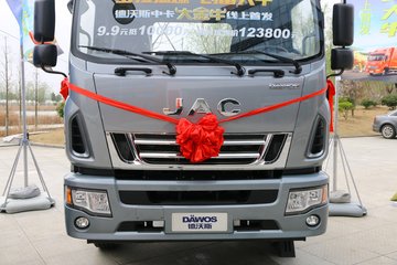 江淮德沃斯v9大金牛220马力4x268米厢式载货车hfc5180xxyp91k1d4nv