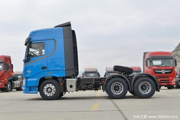 东风天龙旗舰KX520牵引车 极致油耗
