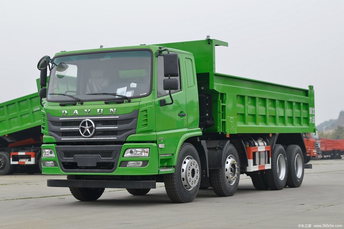 大运 F7重卡 复合型 350马力 8X4 7.6米自卸车(国六)